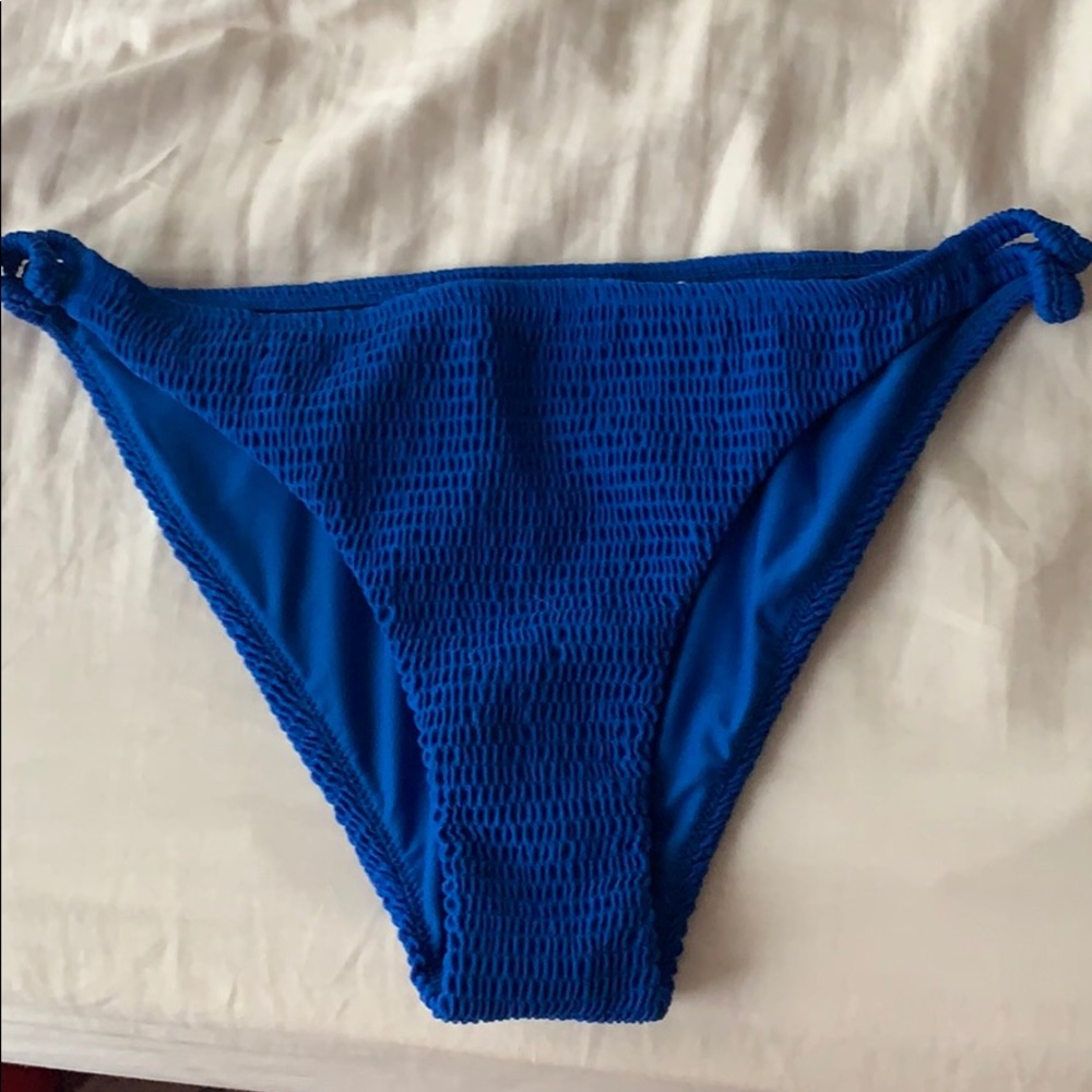 NEW WITHOUT TAGS hollister swim bottom